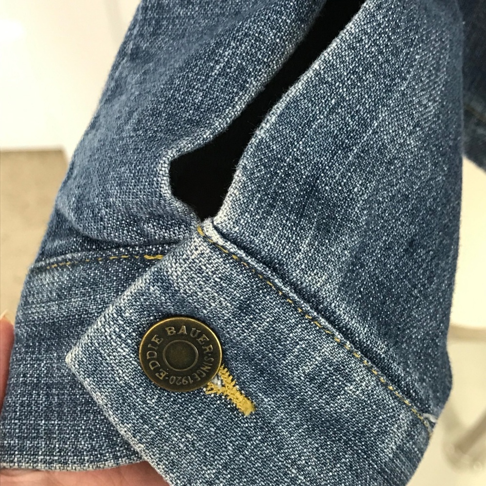 Eddie Bauer Denim Jacket Small - Picture 5 of 8
